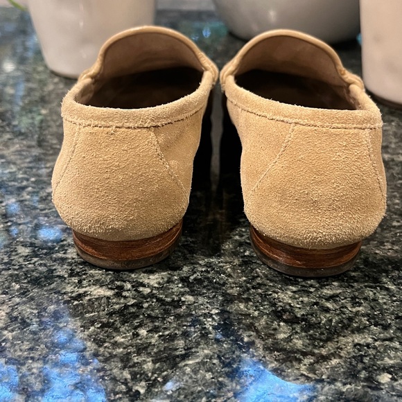 GUCCI 1953 Horsebit Labrador Beige Suede Loafers - Picture 4 of 6